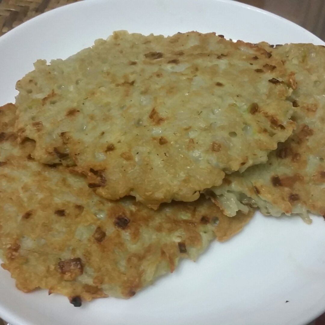 懒人快手餐：鸡蛋藕饼