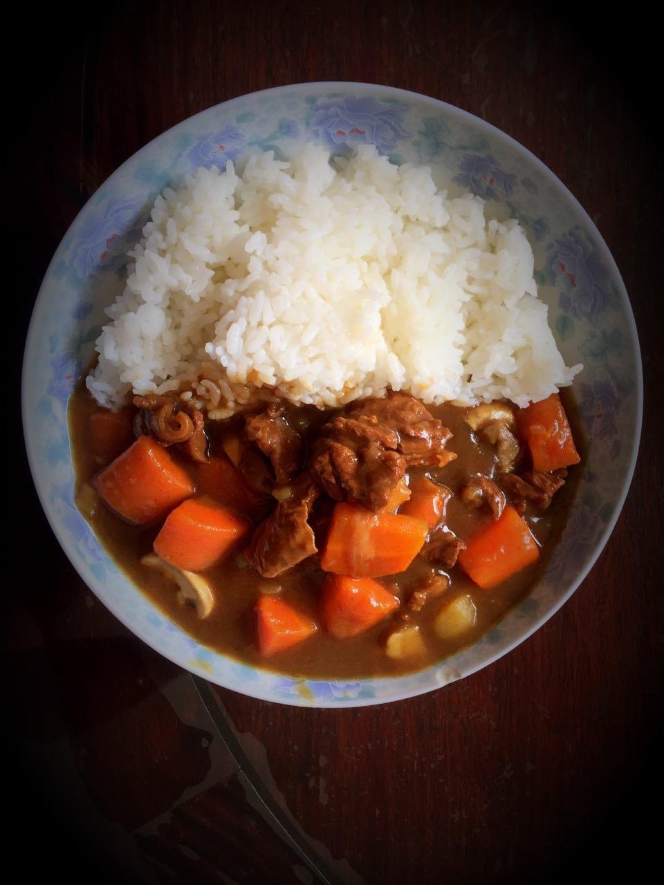 日式咖喱牛肉饭