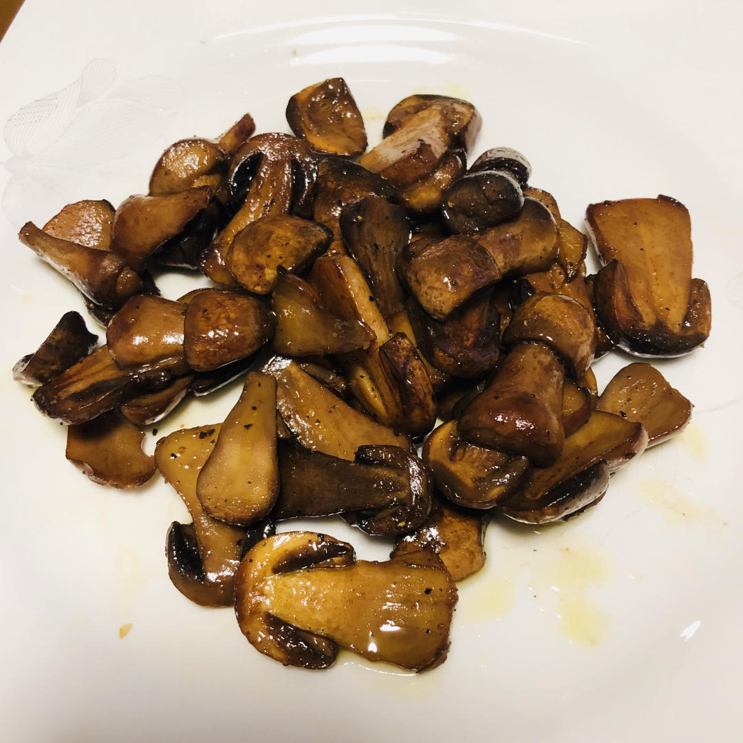 最简单好吃的—煎姬松茸