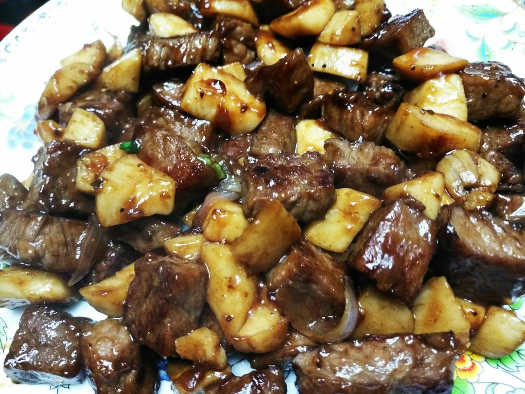 黑胡椒杏鲍菇牛肉粒