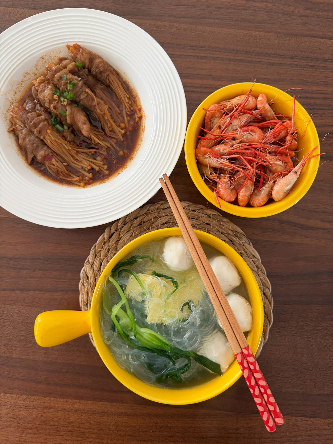 【金针菇肥牛卷】