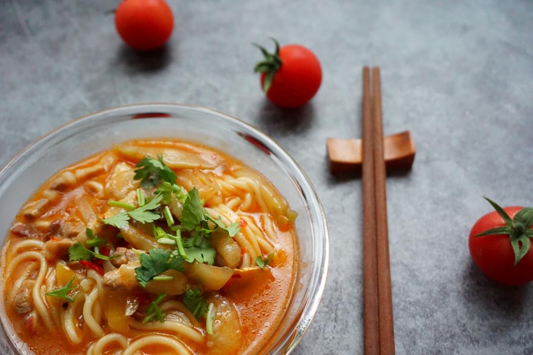 香辣榨菜肉丝面
