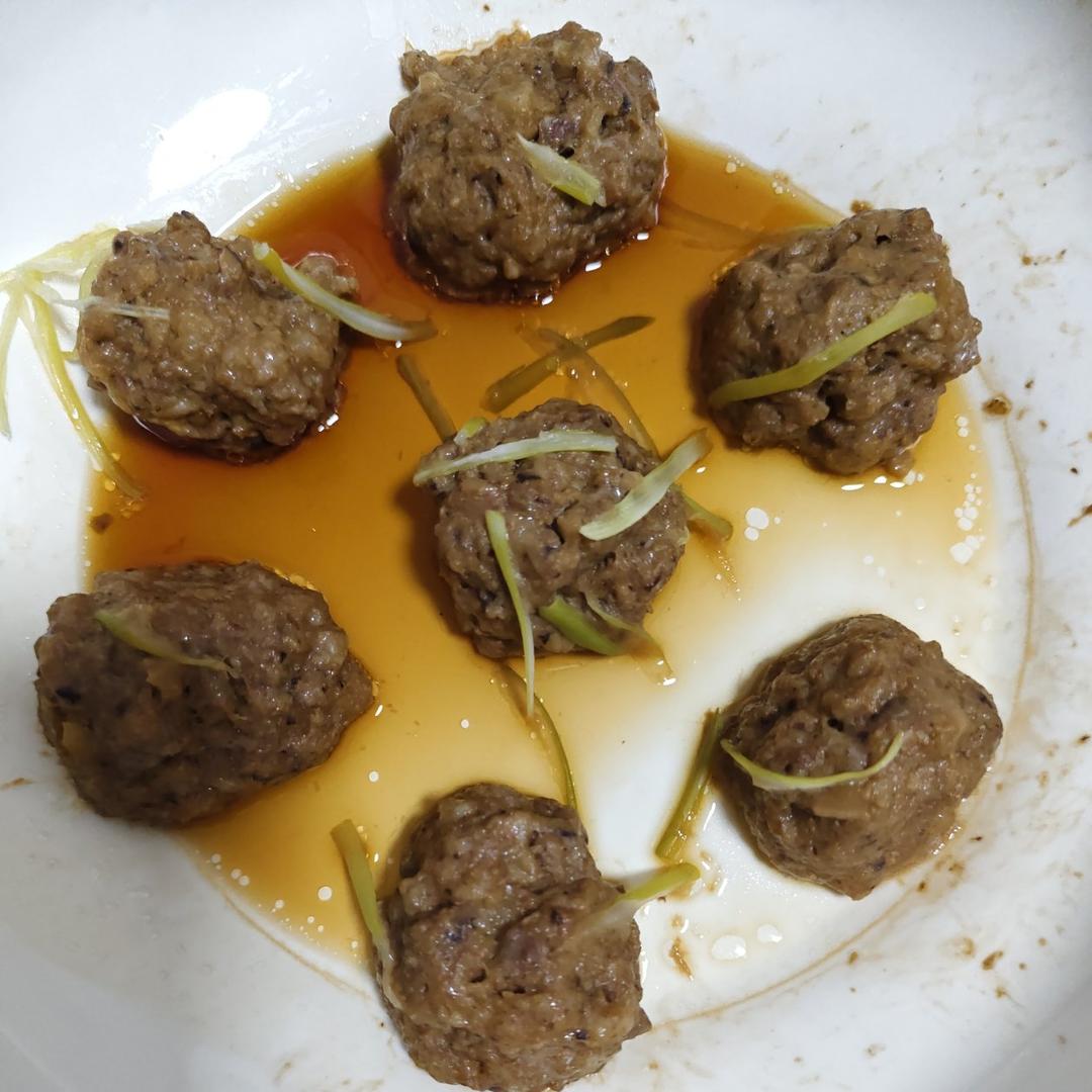 香菇肉丸