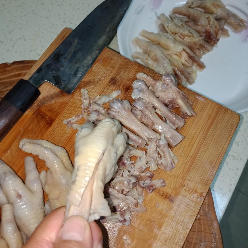 无骨凤爪（附去骨秘笈）的做法 步骤4