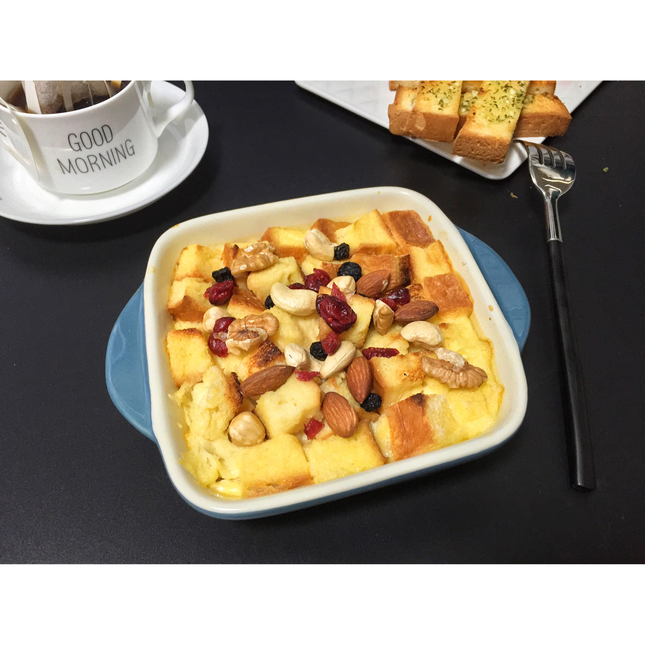 牛奶吐司鸡蛋布丁（失败吐司的归处）