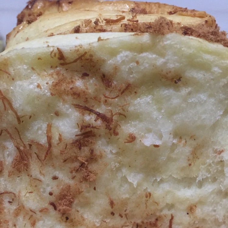 手撕千层肉松面包