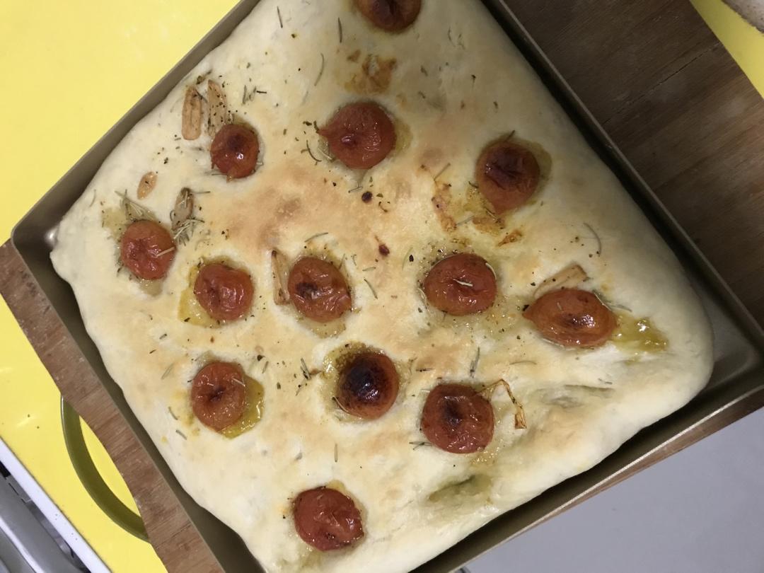 太美腻～油渍番茄佛卡夏