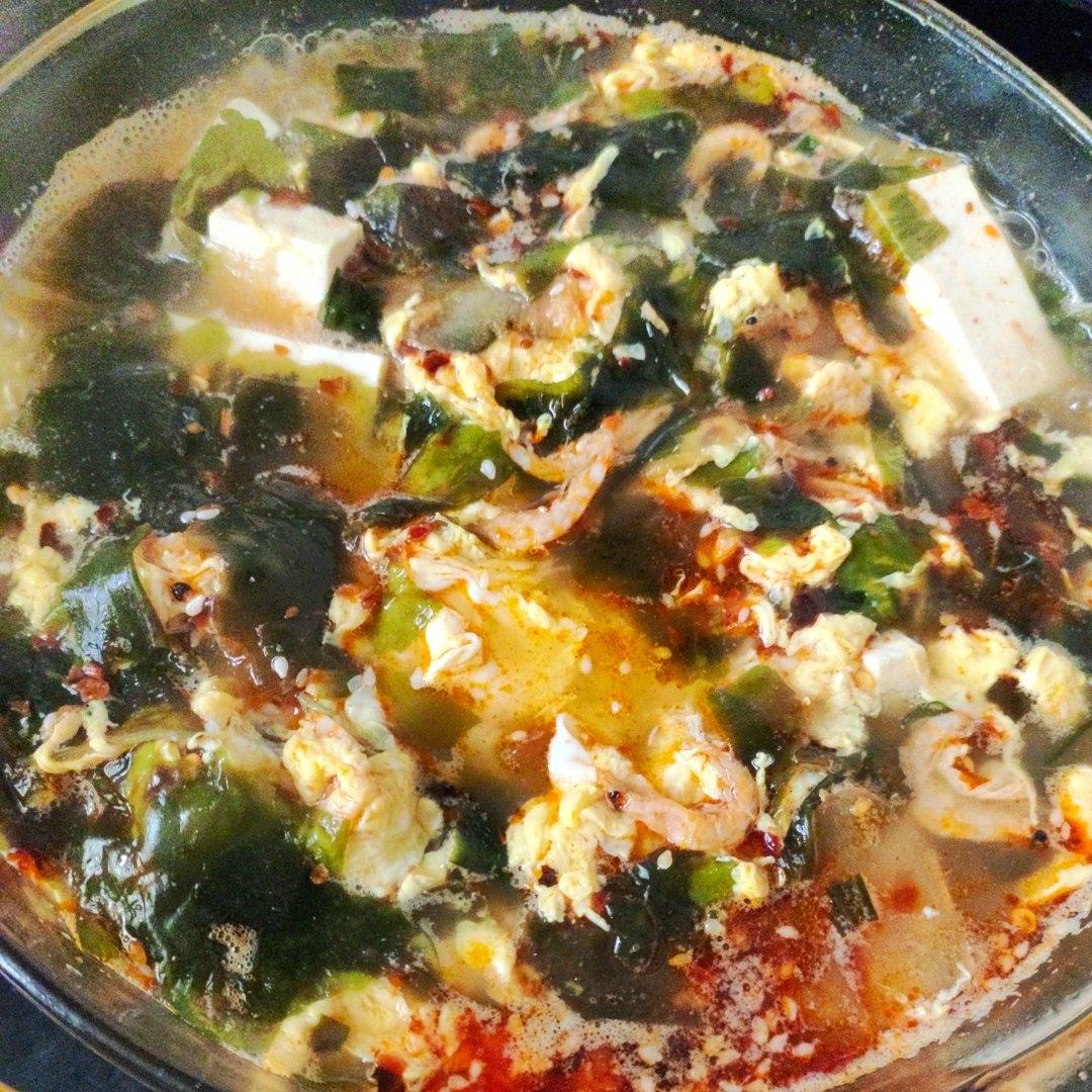孩子增高汤 | 虾仁豆腐裙带菜汤
