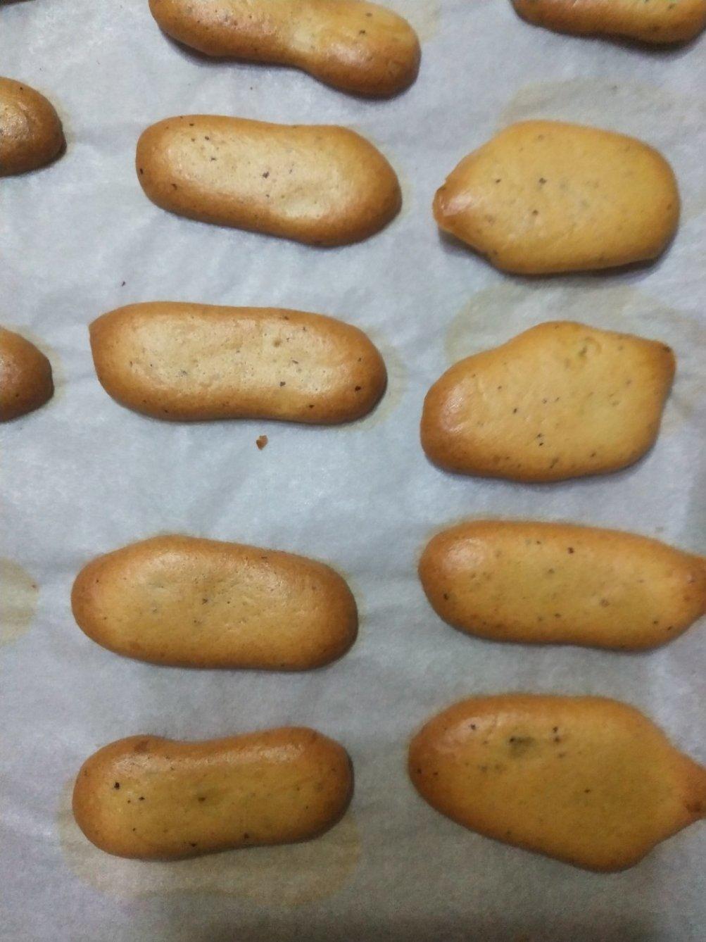 宝宝辅食系列之芝麻手指小饼干