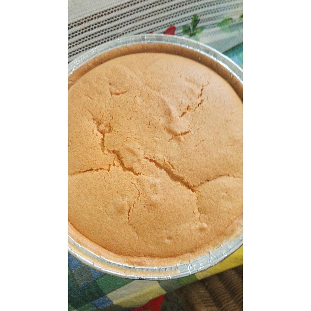 烤箱做蛋糕（戚风蛋糕的做法）