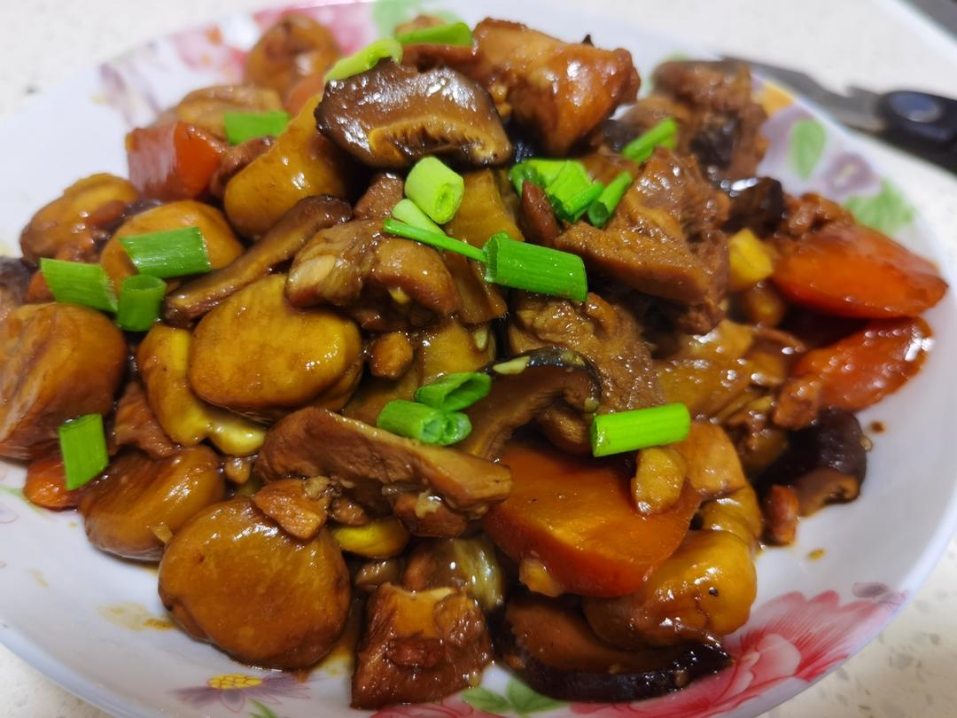 秋天里的美味【板栗烧鸡】含板栗不糊汤的小秘诀