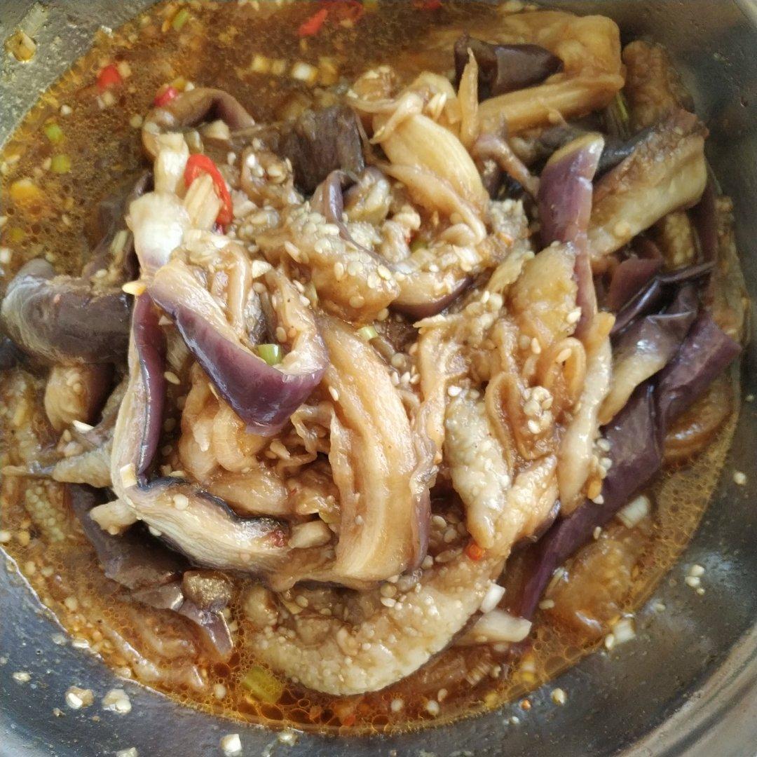 茄子这样做不用去烧烤店吃了，蒜香茄子