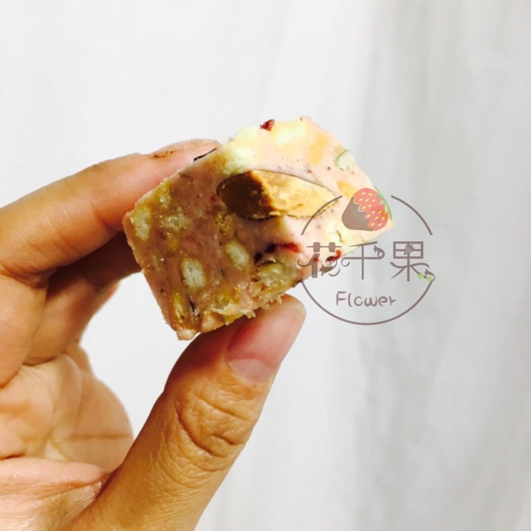 蔓越莓牛扎奶芙