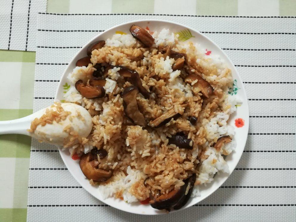 香菇油饭