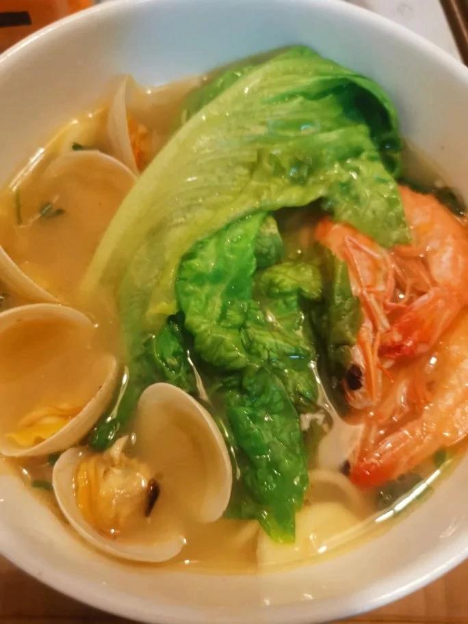 海鲜汤面