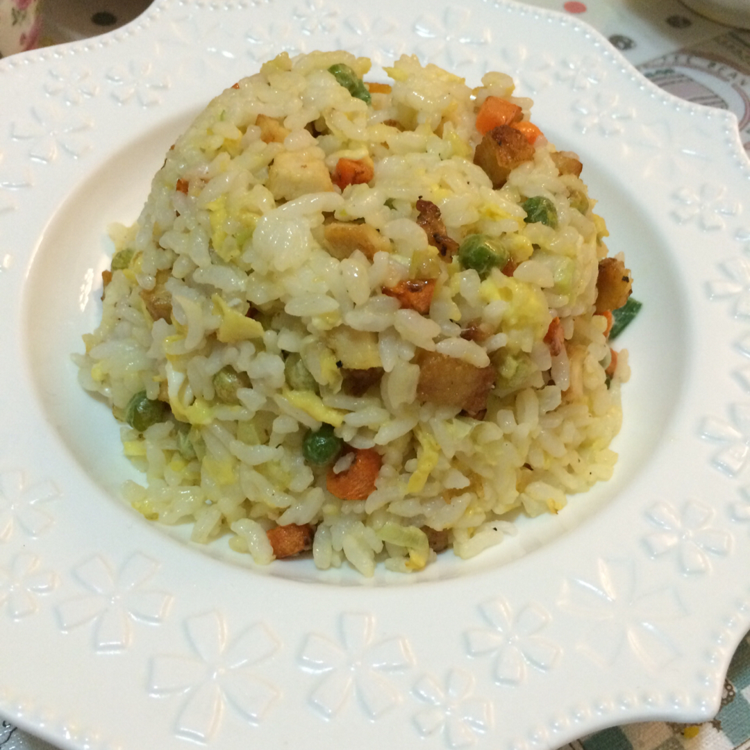 鸡肉鸡蛋炒饭