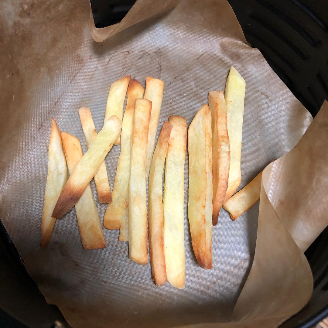 不用油也能炸出香脆好吃的薯条（空气炸锅版）