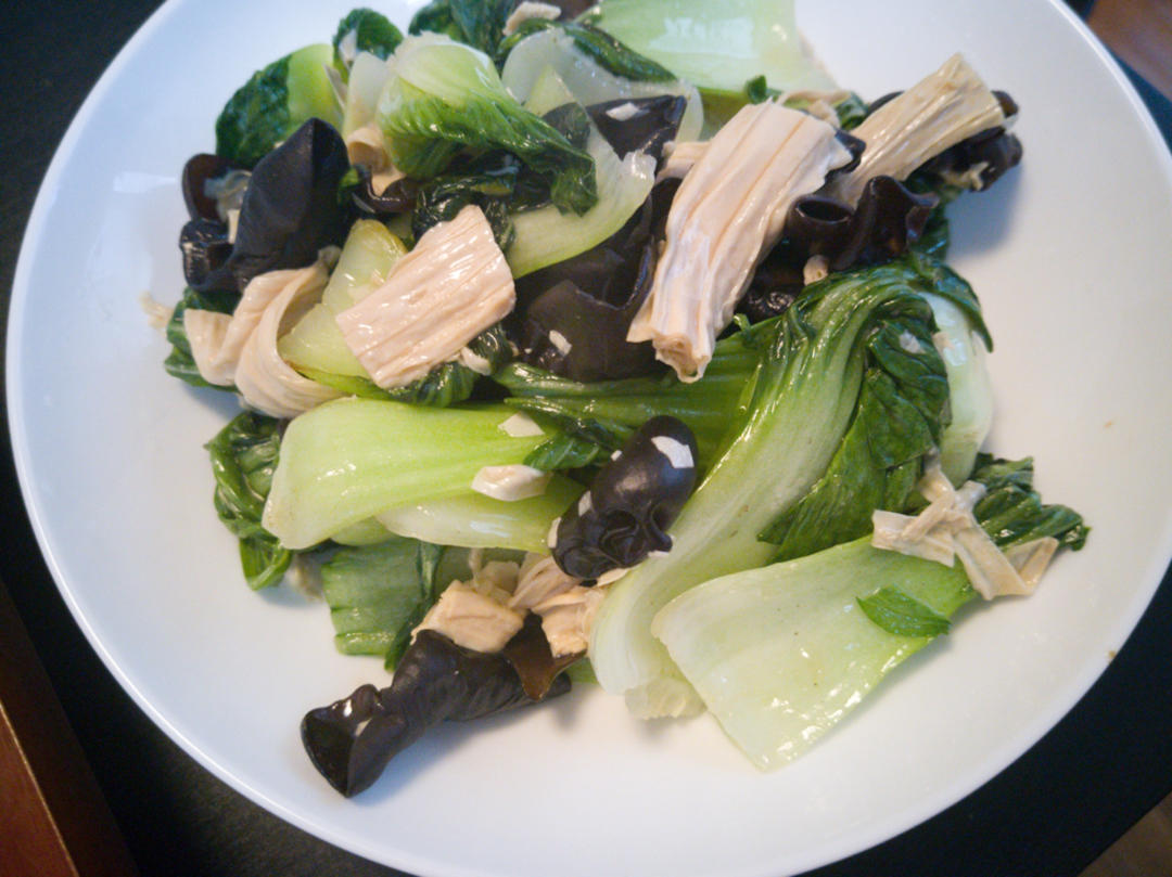 青菜烧腐竹