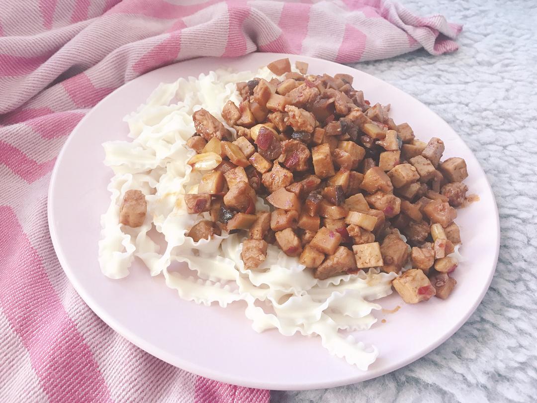 八宝辣酱 超适合下饭配面