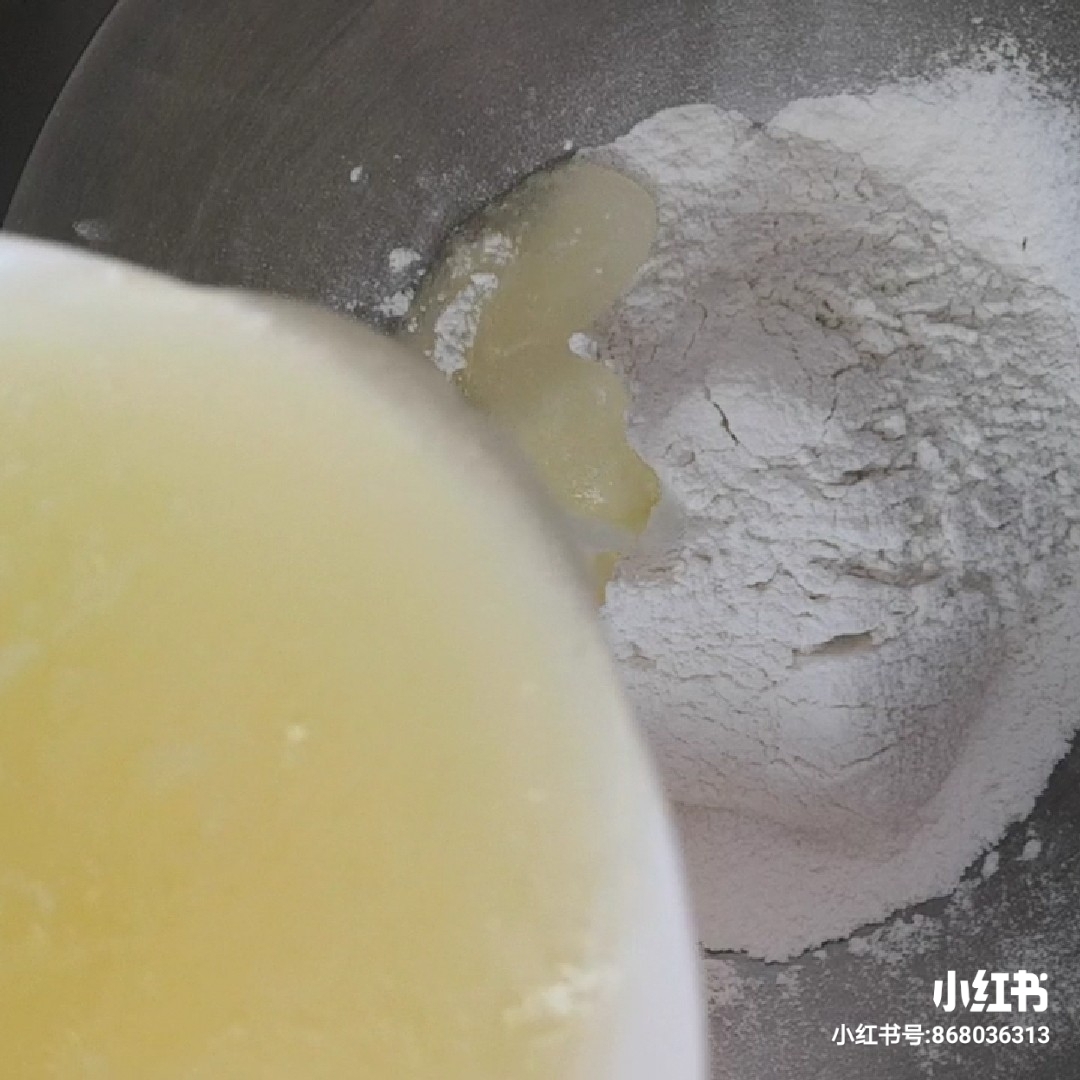 厨房小白也能轻松完成的酥脆葱油饼#麦子厨房#小红锅制作的做法 步骤4