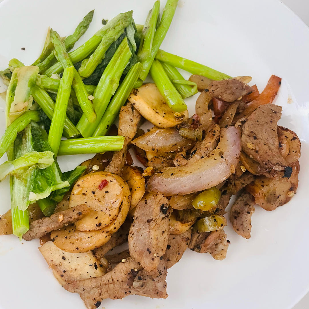 黑椒汁杏鲍菇炒牛肉