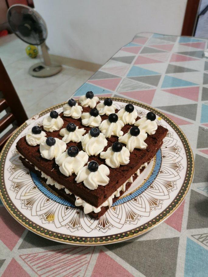 可可方形装饰蛋糕