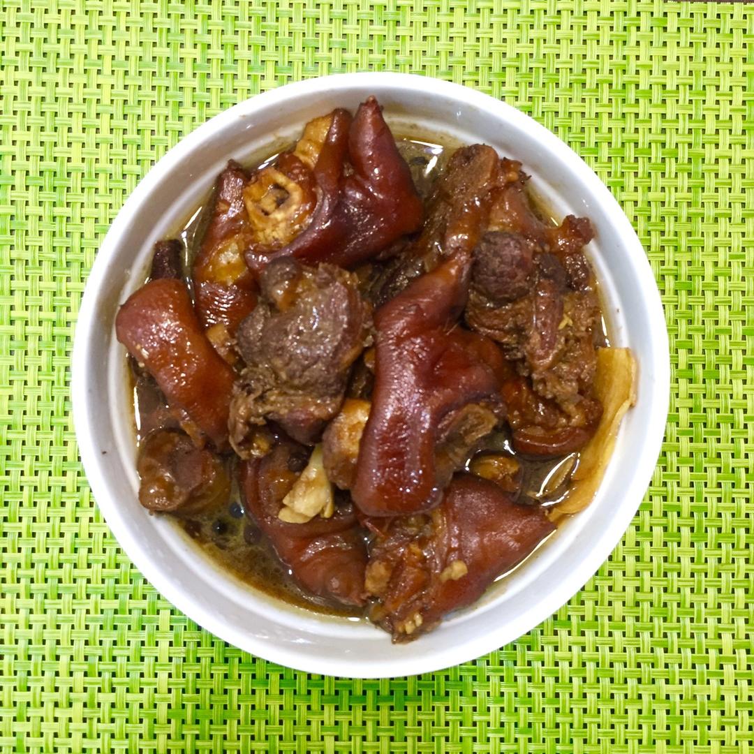 美味的家常菜：红烧猪蹄