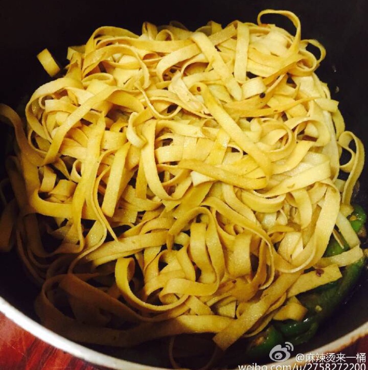 尖椒炒豆皮