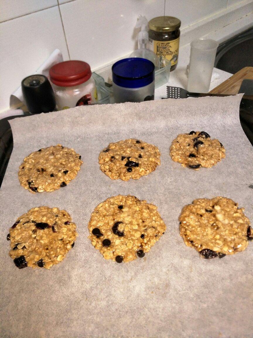 素食:有机燕麦芝麻大饼干