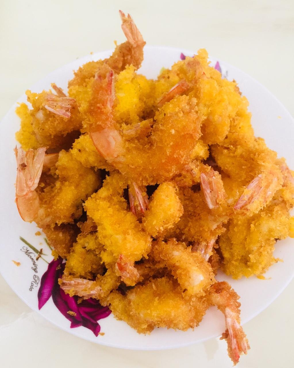 风中的羽做的面包糠炸虾