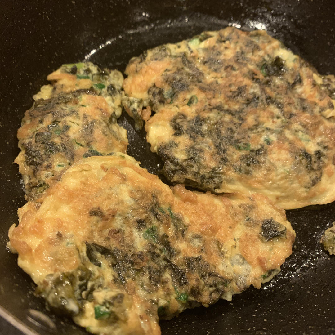 不费力赢很大的紫菜煎蛋，焦嫩鲜香，上桌秒光！