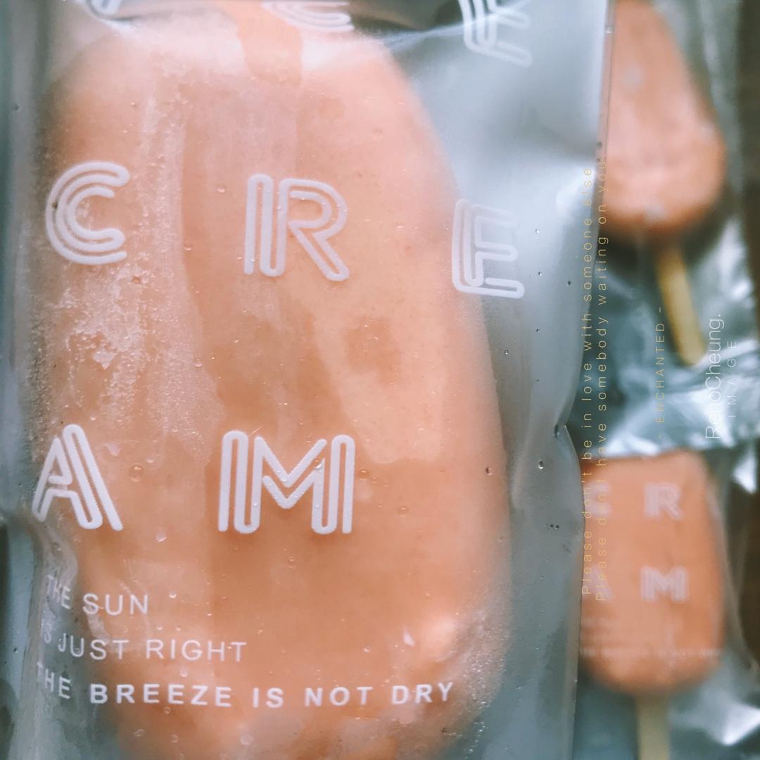 玛捷斯之草莓梦龙雪糕