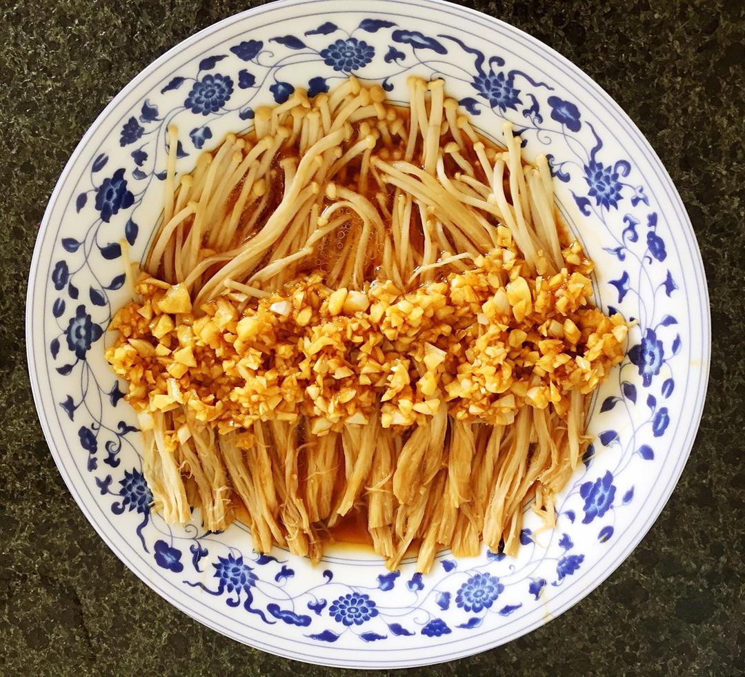 蒜蓉蒸金针菇