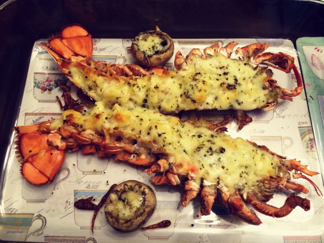 奶油芝士蒜蓉焗龙虾