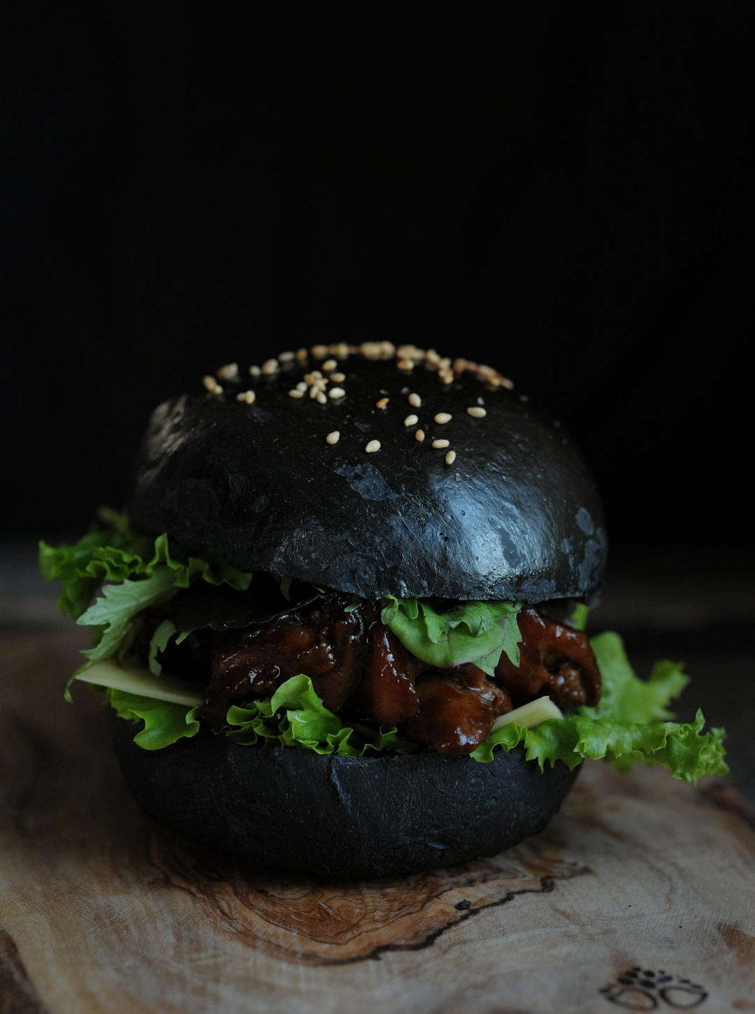 竹炭汉堡