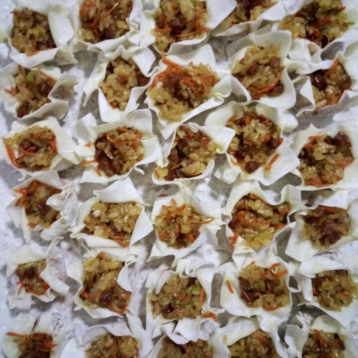 馄饨皮糯米烧麦