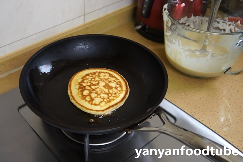 早餐奶油煎饼 Pancake的做法 步骤5