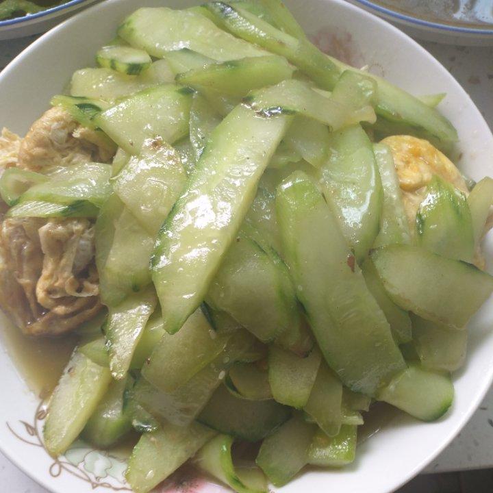 黄瓜炒鸡蛋 （青瓜炒鸡蛋）