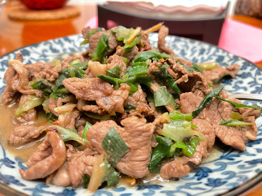 炒了20多年的葱爆羊肉