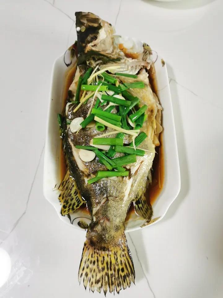 清蒸桂花鱼(鳜鱼)，适合各种清蒸鱼，超级鲜美