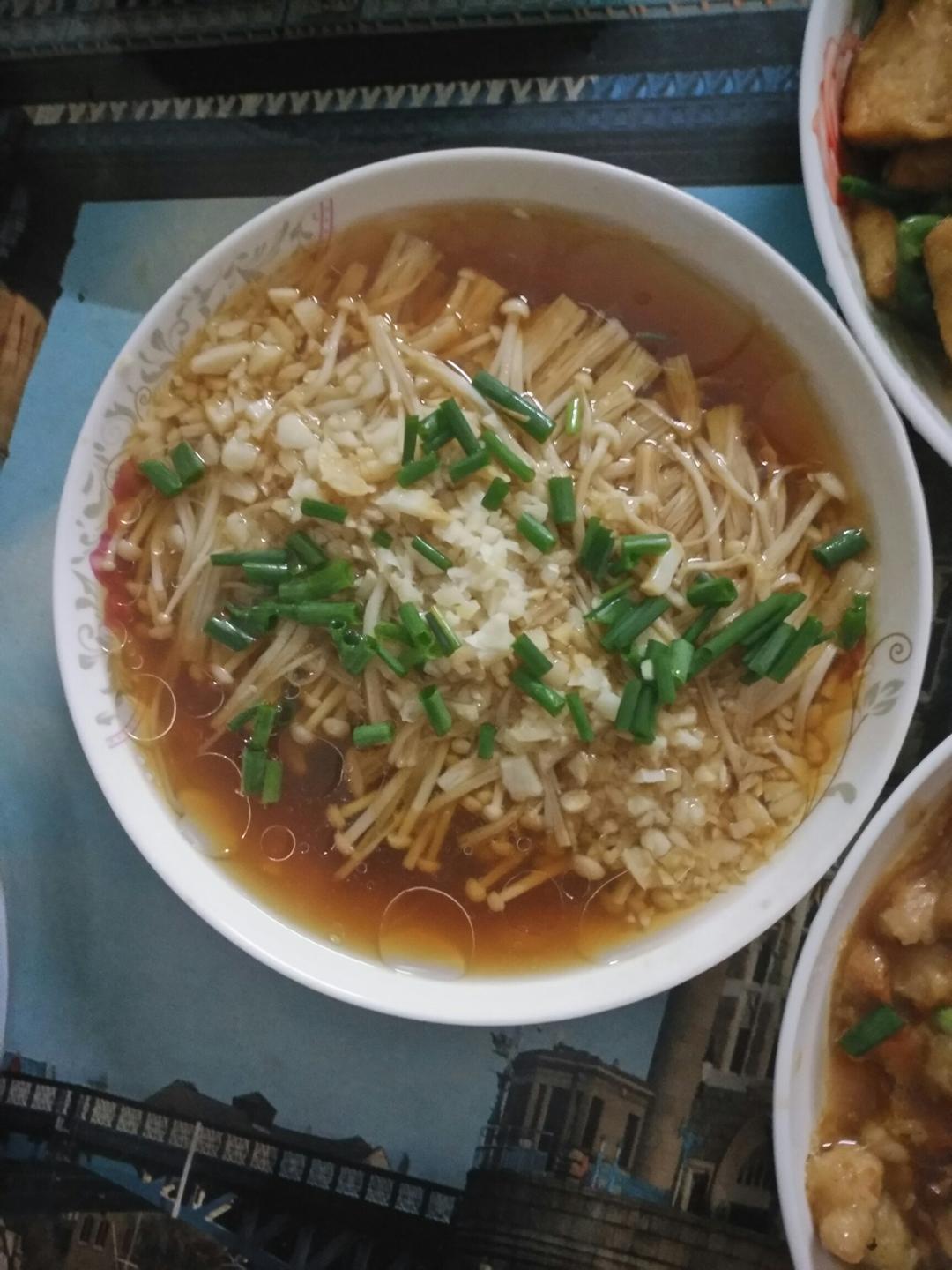 蒜蓉蒸金针菇