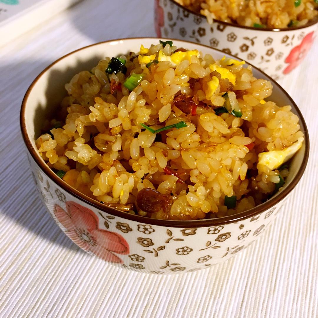 喷喷香虾酱炒饭