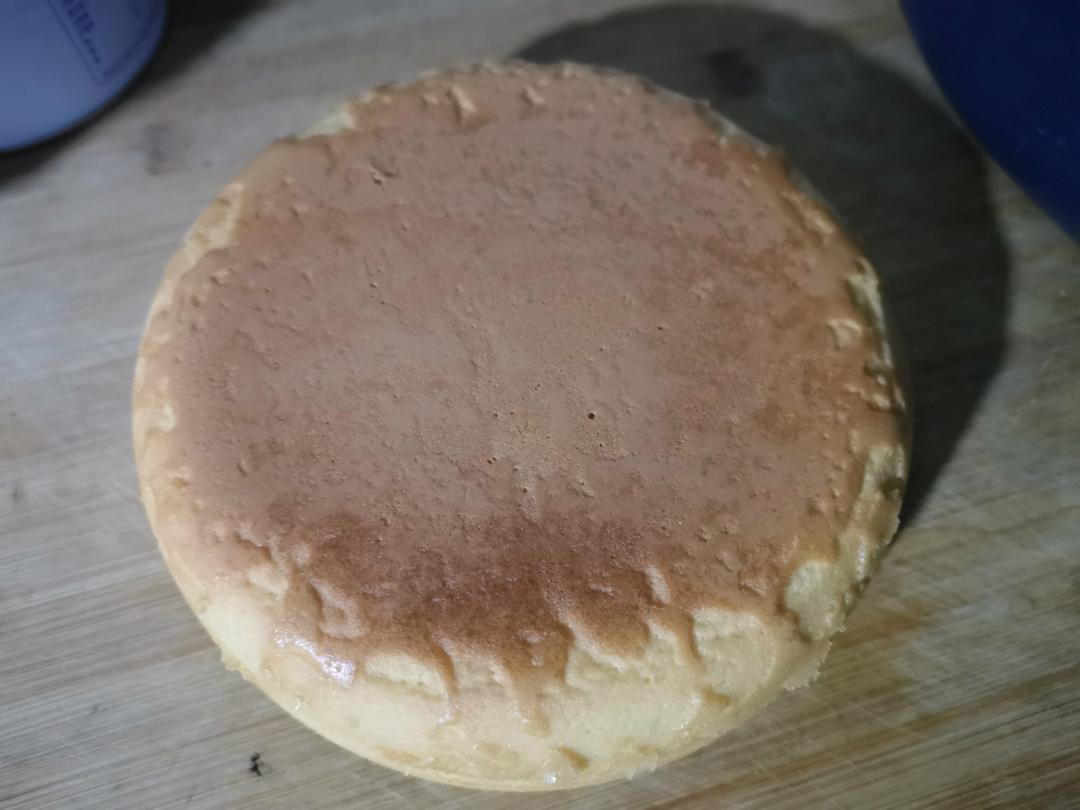 简单的电饭锅蛋糕(不用秤版)