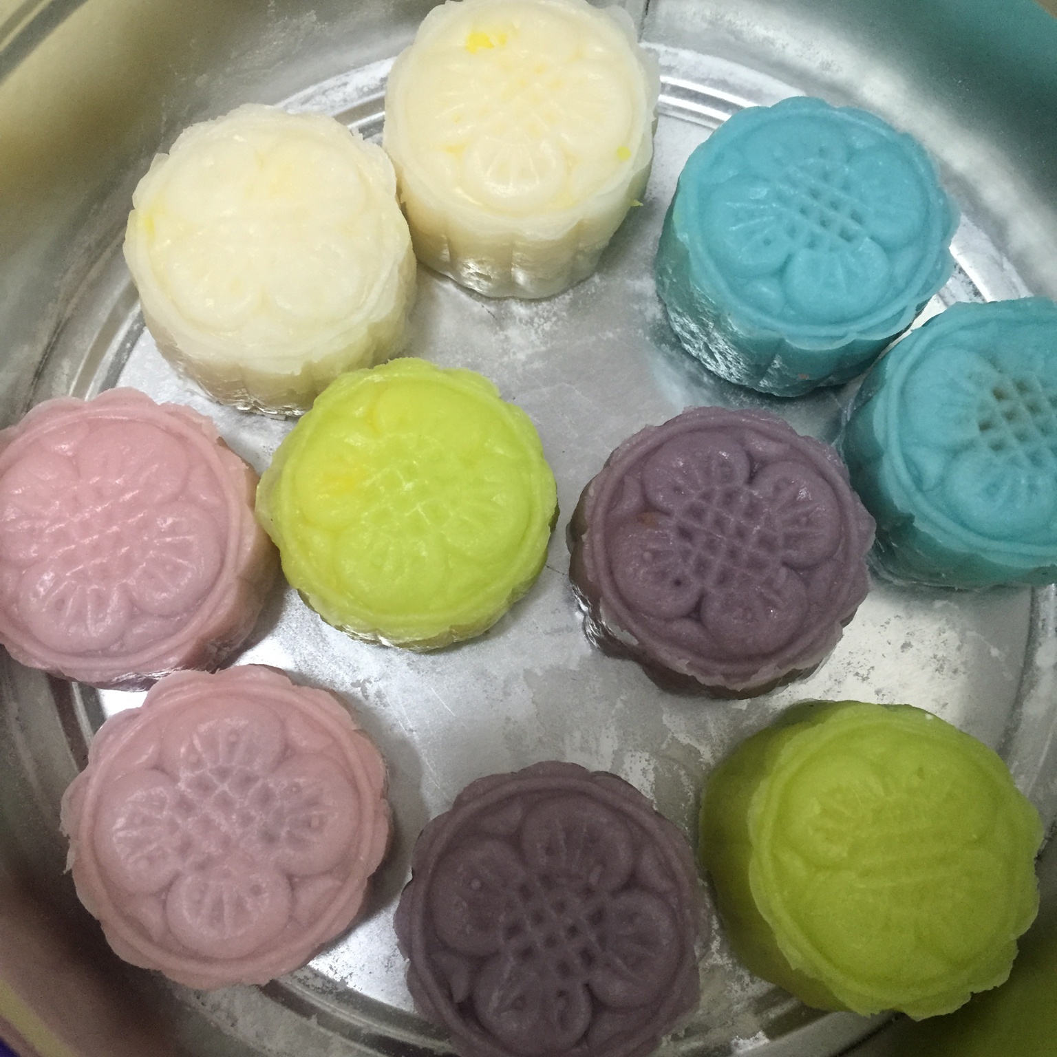 奶黄冰皮月饼