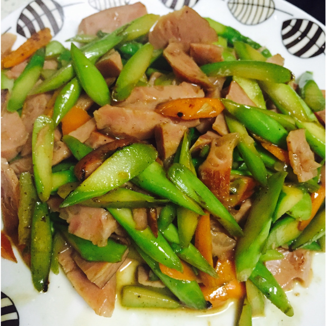芦笋炒肉