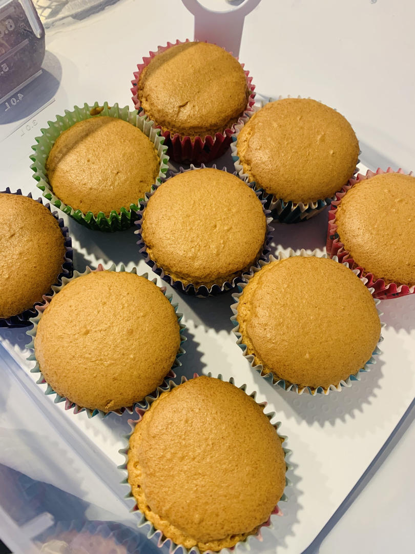 完美戚風杯子蛋糕（一定不会开裂的方法）