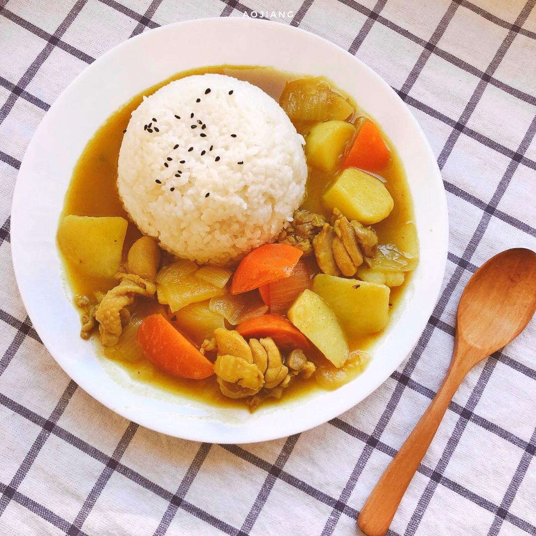 咖喱鸡肉饭