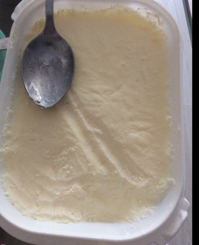 超简单的浓郁奶香——奶油冰淇淋