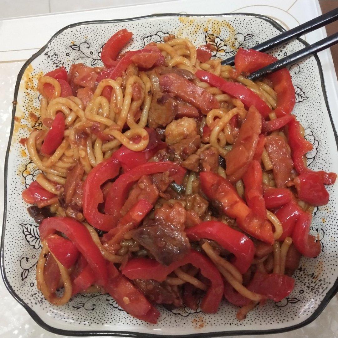 歹歹的新疆炒米粉