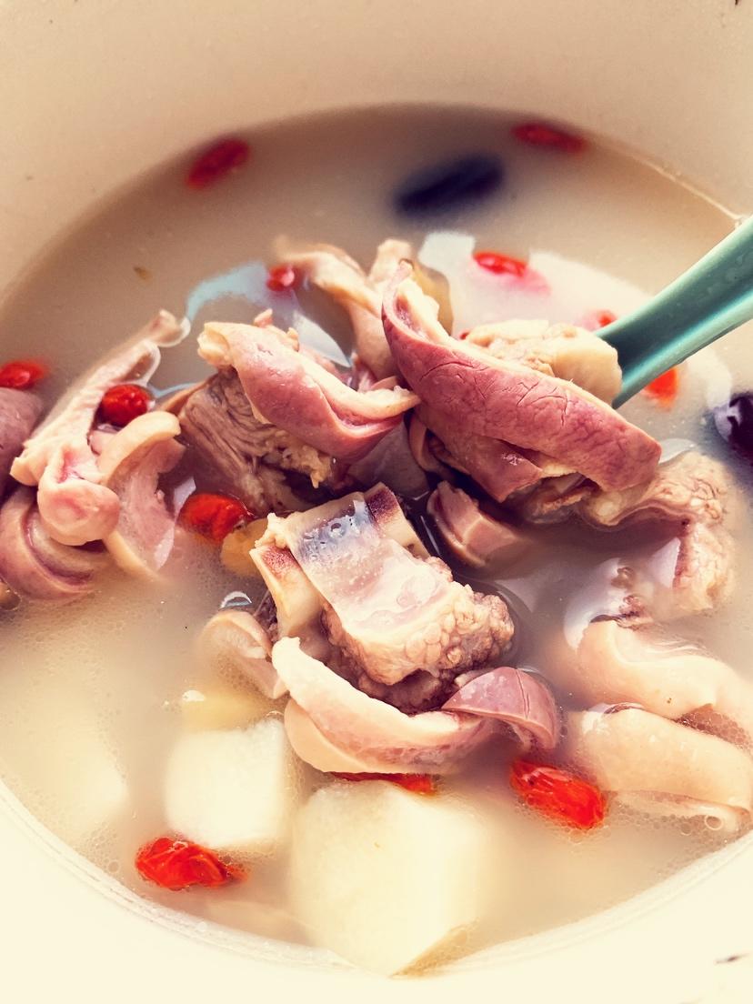 养胃猪肚汤的做法